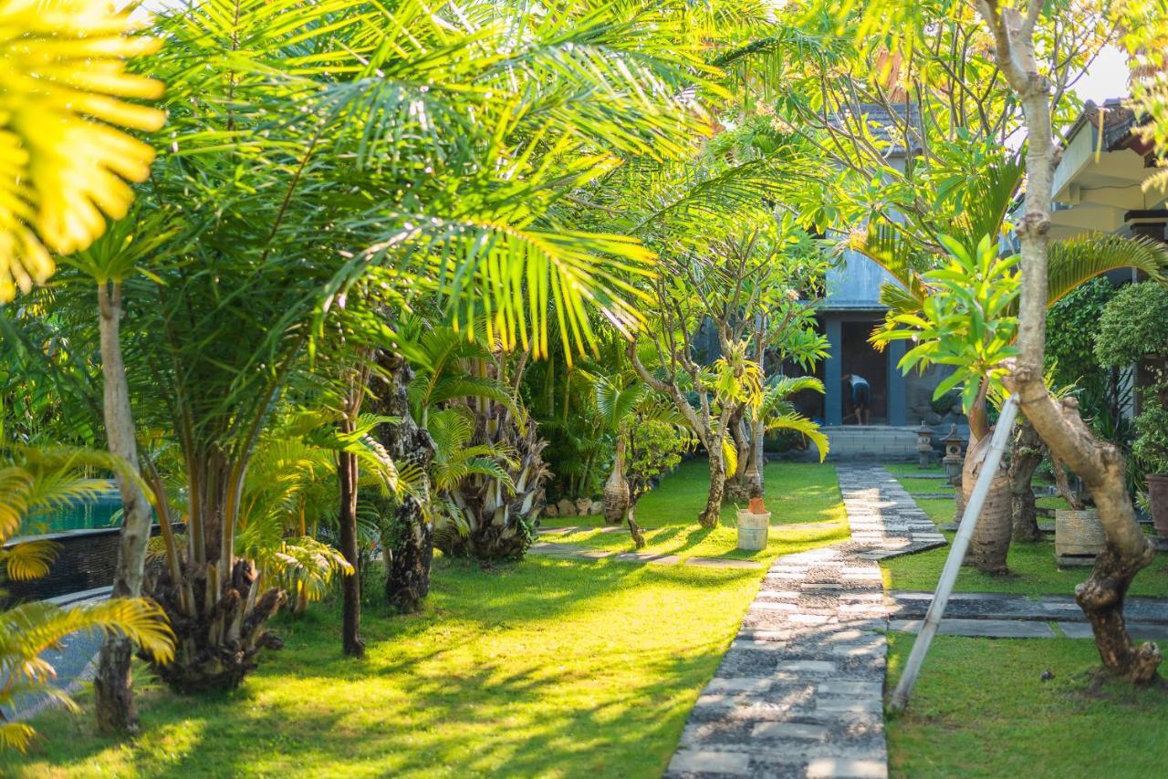 Pondok Wisata Sartaya 2 Lovina  Exterior photo